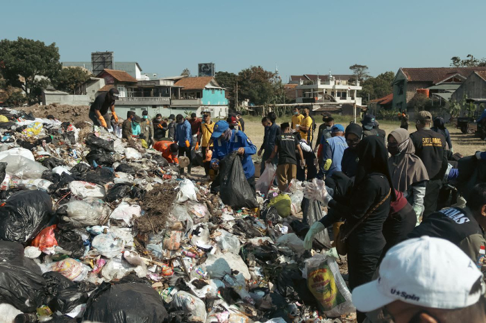 Lubang Sampah Organik di Cibiru, Akui Bisa Kurangi Sampah Hingga 775 meter Kubik