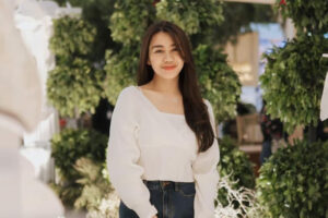 Ditanya Soal Hubungannya dengan Thariq Halilintar, Sikap Salting Aaliyah Massaid Jadi Sorotan