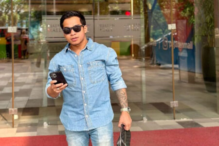 Peramal Wirang Birawa Sebut Jessica Wongso Bukanlah Pelaku di Kasus Kopi Sianida: Dibangun dari Teori Asumsi Peramal Wirang Birama Sebut Jessica Wongso Bukanlah Pelaku di Kasus Kopi Sianida: Dibangun dari Teori Asumsi