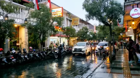 jalan-braga-bandung-bandung-sumber-jpg