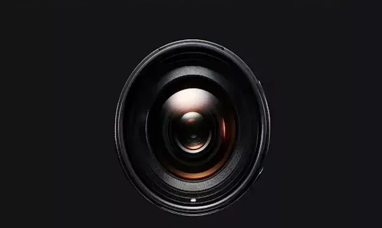lensa sony
