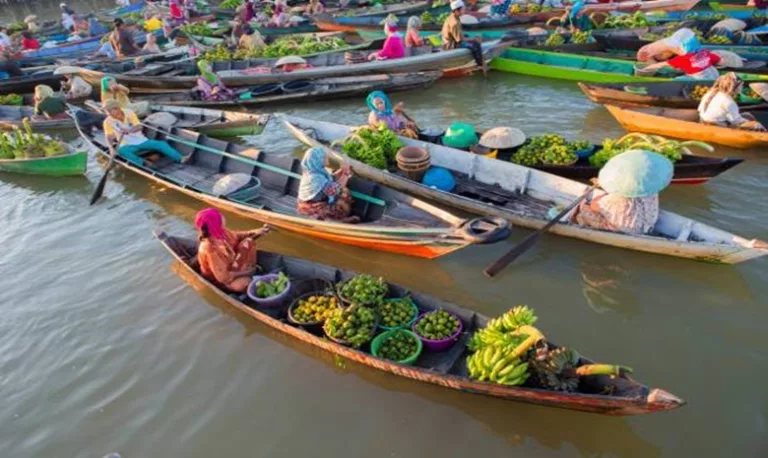 wisata pasar terapung