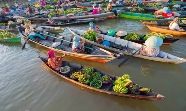 wisata pasar terapung