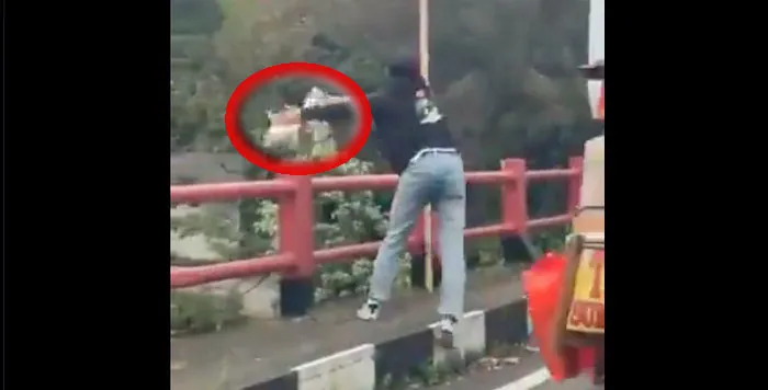Ridwan Kamil Respon Video Pria dari Mobil Berplat F 1211 YG Buang Sampah ke Sungai: Ngapain Sih Kerja Bupati Cianjur
