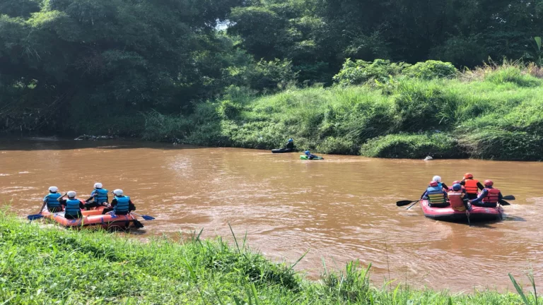 pencarian anak hanyut di Garut