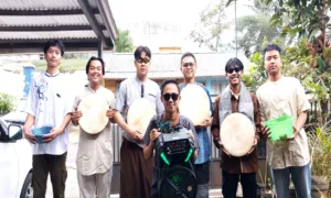 tradisi membangunkan sahur