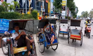 tukang becak cirebon