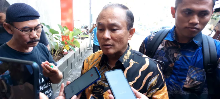 sekda dian