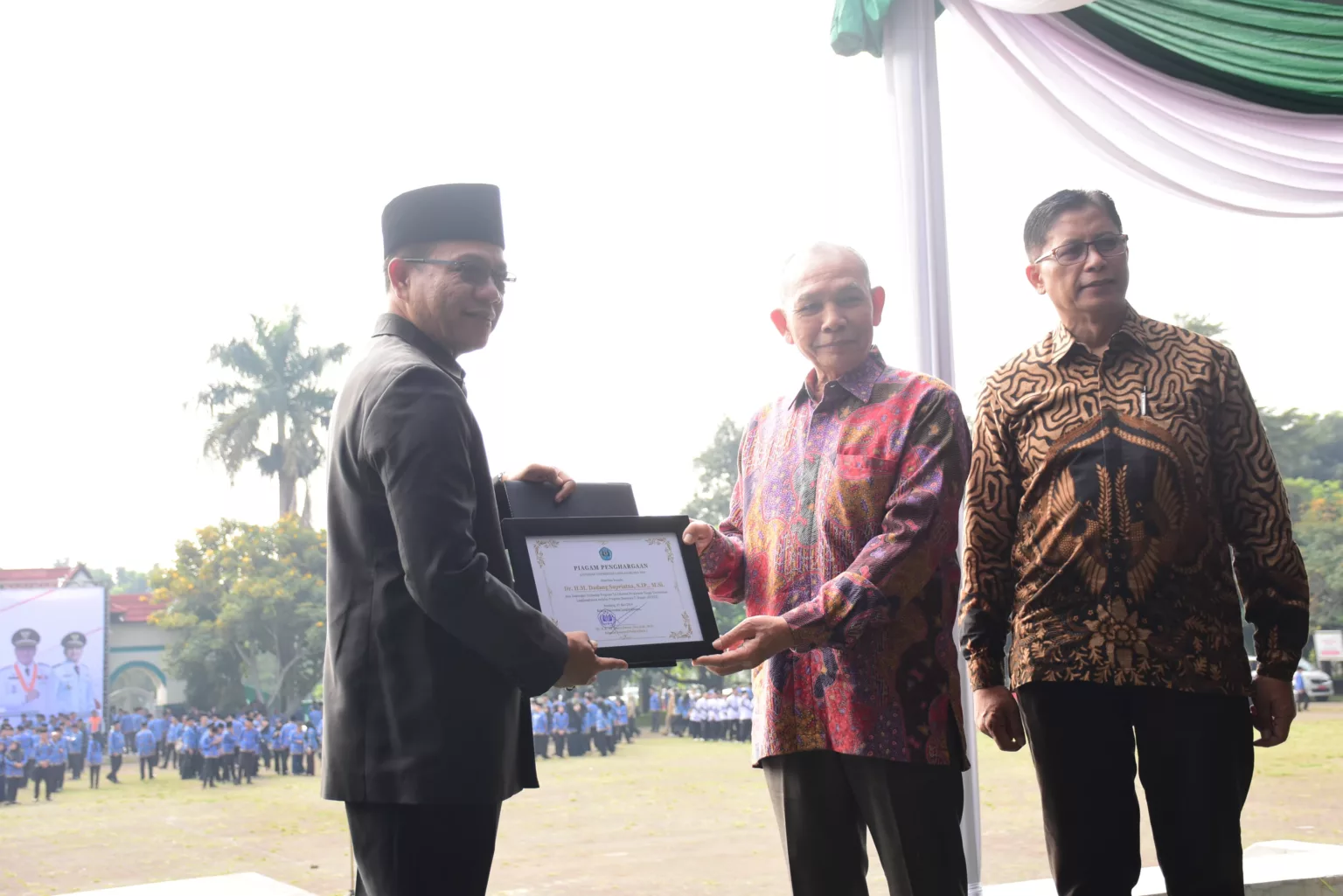 Bupati Bandung Dadang Supriatna