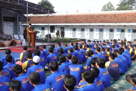 lapas kuningan overload