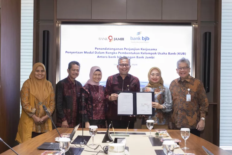 Tandatangani PKS Penyertaan Modal, Selangkah Lagi Bank Jambi menjadi anggota KUB bank bjb
