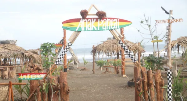 anak pantai pangandaran