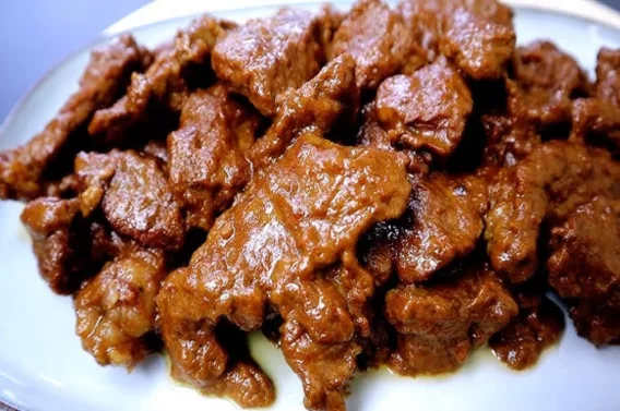 Resep Rendang, Olahan Daging Sapi Praktis, Tekstur Nya Empuk dan Nagih!