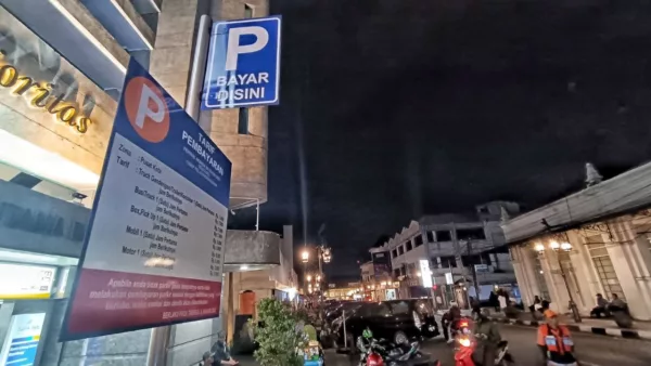 Kantong Parkir untuk pengunjung Asia Afrika Festifal