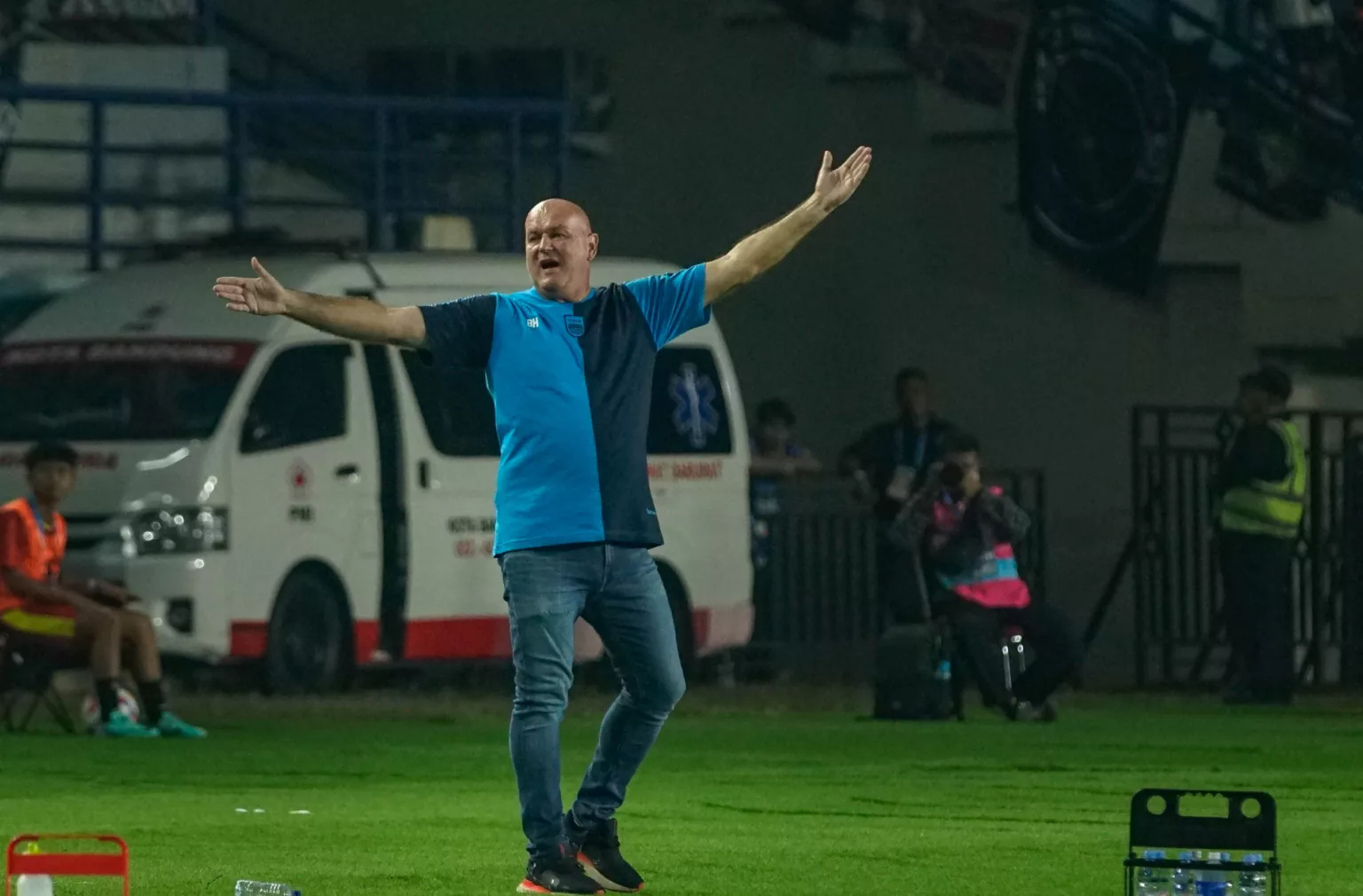 Pelatih Persib Bandung Bojan Hodak