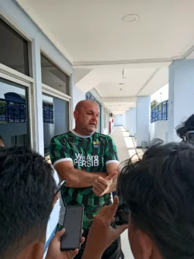 Persib Raih Kemenangan Perdana di ACL Two, Bojan Curhat Begini