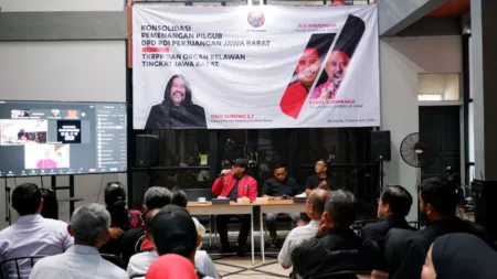 Ono Surono Instruksikan Seluruh Kader Partai dan Relawan Bergerak Menangkan Jeje-Ronal Ono Surono Instruksikan Seluruh Kader Partai dan Relawan Bergerak Menangkan Jeje-Ronal
