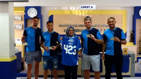 Punggawa Asing Persib Aktivasi EFIN di KPP Cibeunying
