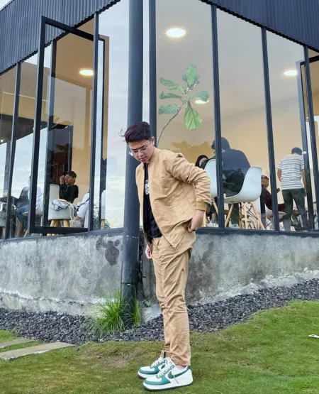 Profil Baim Cilik, CEO Muda di Usia 19 Tahun Profil Baim Cilik, CEO Muda di Usia 19 Tahun