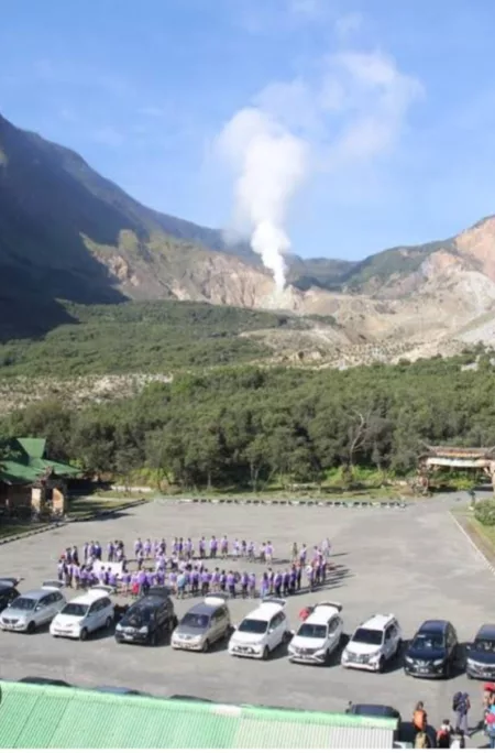 Tiga Gunung di Garut Yang Wajib Dikunjungi Puncak Gunung Papandayan Garut