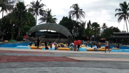 4 Wisata Air di Garut yang Wajib Dikunjungi Wisatawan Salah satu wisata air di garut