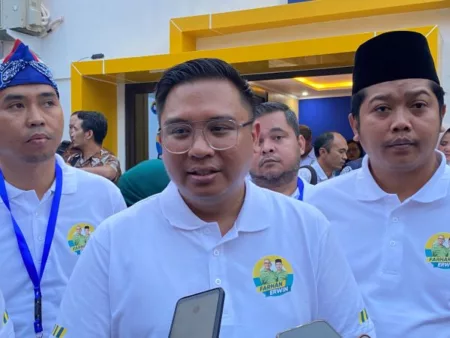 Pasangan Farhan-H. Erwin Resmi Bentuk Tim Pemenangan, Kang Awang Didapuk Jadi Ketua Ketua Tim Pemenangan Pasangan Muhammad Farhan-H. Erwin, Rendiana Awangga