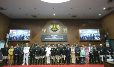 DPRD Gelar Rapat Paripurna Istimewa HUT Kota Bandung ke-214 Rapat Paripurna Istimewa dalam rangka Hari Ulang Tahun (HUT) Kota Bandung ke-214 di Gedung DPRD Kota Bandung, Rabu 25 September 2024.