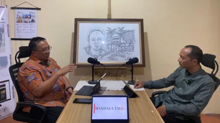 Haru Suandharu Optimis PKS-Gerindra Cetak Hattrick di Pilwalkot Bandung 2024 Calon Walikota Bandung, Haru Suandharu (kiri) Bahas Pilwalkot Bandung di Acara Podcast Mandala Talk