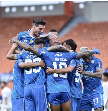 Head To Head Madura United vs Persib Bandung Head To Head Madura United vs Persib