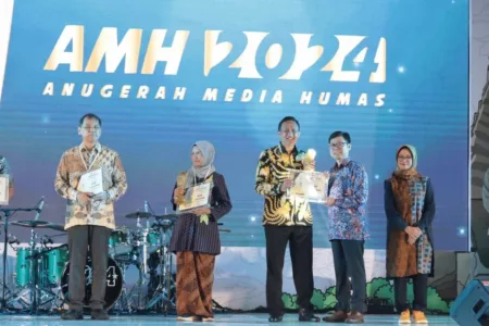 Pemda Kota Bandung Raih 2 Penghargaan pada AMH 2024 pemda bandung dapat penghargaan
