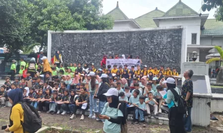 Museum Mandala Wangsit Siliwangi, Sajikan Sejarah Perjuangan dan Pemberontakan Sejak Dini Kunjungan siswa-siswi SDN 182 Perumnas Cijerah ke Museum Mandala Wangsit Siliwangi / Azmy Yanuar Muttaqien