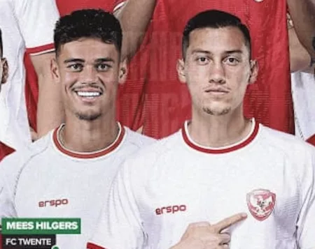 Bahrain Was-Was?! Mees Hilgers dan Jay Idzes Siap Membuat Perbedaan Mees Hilgers dan Jay Idzes (Instagram/@TimnasIndonesia)