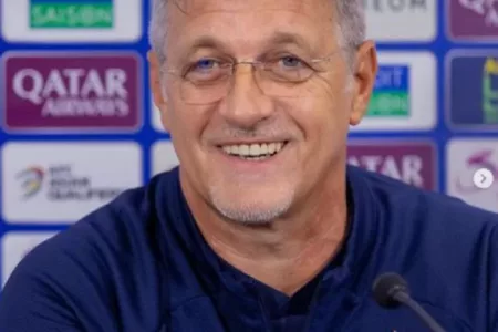Pengakuan Pelatih Bahrain dan China Tidak Menganggap Remeh Timnas Indonesia Pelatih Bahrain dan China TIdak Remehkan Timnas Indonesia (Instagram/@bahrainfa)