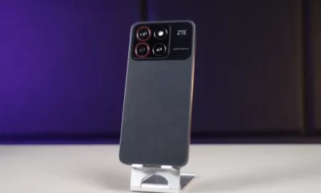 Kelebihan dan Kekurangan ZTE Blade A35: Sesuaikan dengan Kebutuhan Anda Kelebihan dan Kekurangan ZTE Blade A35 (Tangkap layar Youtube/Kedai Kopi)