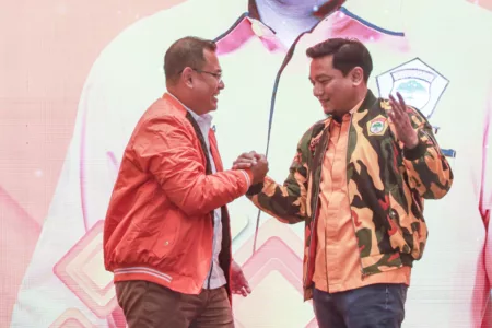 Kosgoro 1957 Dukung Arfi-Yena: Siap Gerakan Semua Kader ke Akar Rumput Ketua PDK Kosgoro 1957 Jawa Barat Aria Girinaya Bersama Arfi Rafnialdi