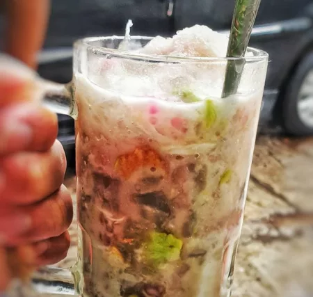 Es Goyobod Alun-Alun Garut: Jajanan Tradisional dengan Rasa Autentik yang Selalu Dicari es Goyobod