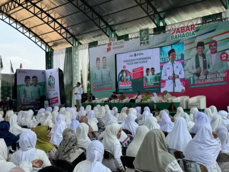 Pasangan Acep Adang- Gita KDI Didukung Penuh Keluarga Alumni Cipasung dan Muslimat Jabar Konsolidasi Dukungan Terhadap PAsangan Acep Adang-Gita KDI