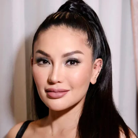 Memanas! Nikita Mirzani Ikut Serta Dalam Kasus Perselingkuhan Nikita Mirzani Ikut Serta Dalam Perselingkuhan - @nikitamirzanimawardi_172