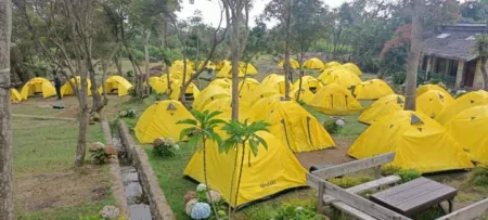 Serunya Camping di Garut: 3 Destinasi Alam yang Wajib Dikunjungi untuk Liburan Seru Kampung Bareto