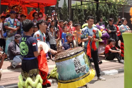 Cibadak Fun Day Dimeriahkan Festival Urang Sunda dan Tionghoa, dari Jaipongan sampai Barongsai Cibadak Fun Day Dimeriahkan Festival Urang Sunda dan Tionghoa, dari Jaipongan sampai Barongsai