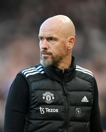 Akhir Kisah Erik ten Hag Bersama Manchester United Erik ten Hag resmi dipecat Manchester United