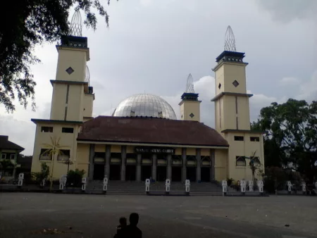Oleh-Oleh Garut Yang Mendunia Oleh-Oleh Garut Yang Mendunia (gambar-jelajahgarut.com)