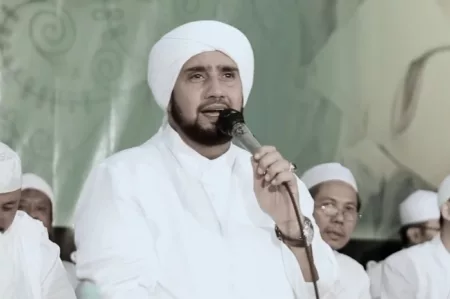 Lirik Padang Bulan versi Habib Syech bin Abdul Qodir Assegaf, Syair Dakwah Ciptaan Sunan Giri Berikut lirik lagu Padang Bulan versi Habib Syech