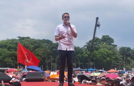 Festival HD-Keun Bandung: Dhani Akan Tingkatkan Aksesibilitas Air Bersih dan Kualitas Pendidikan Festival HD-Keun Bandung: Dhani Akan Tingkatkan Aksesibilitas Air Bersih dan Kualitas Pendidikan