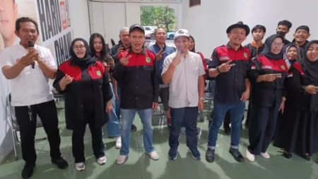 Forum Peduli Pendidikan Deklarasikan Dukungan untuk Pasangan Haru – Dhani Forum Peduli Pendidikan Deklarasikan Dukungan untuk Pasangan Haru – Dhani