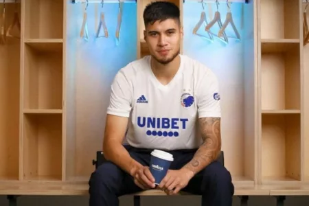 Kevin Diks Mengungkapkan Perasaan Bangganya Debut Bersama Timnas, Walau Tercoreng Cedera Kevin Diks Mengungkapkan Perasaan Bangganya Debut Bersama Timnas, Walau Tercoreng Cedera