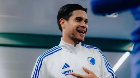 Kevin Diks Akan Main Lawan Jepang Kevin Diks Akan Main Lawan Jepang