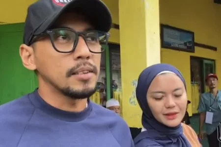 Ridho Suganda Salurkan Hak Pilih, Optimis Kuningan Dapat Pemimpin Terbaik Ridho Suganda Salurkan Hak Pilih, Optimis Kuningan Dapat Pemimpin Terbaik