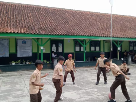 SDN Regol 5 dan 6, Bangunan Sejarah yang Terlupakan SDN Regol 5-6, yang dulunya merupakan Sakola Kautamaan Istri