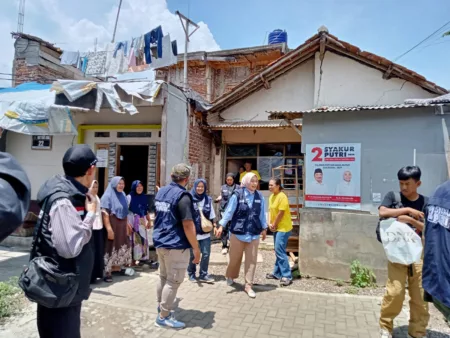 Cawabup Garut Putri Karlina Sapa Warga Terdampak Limbah Industri Kulit Putri Karlina Sapa Warga Terdampak Limbah Industri Kulit